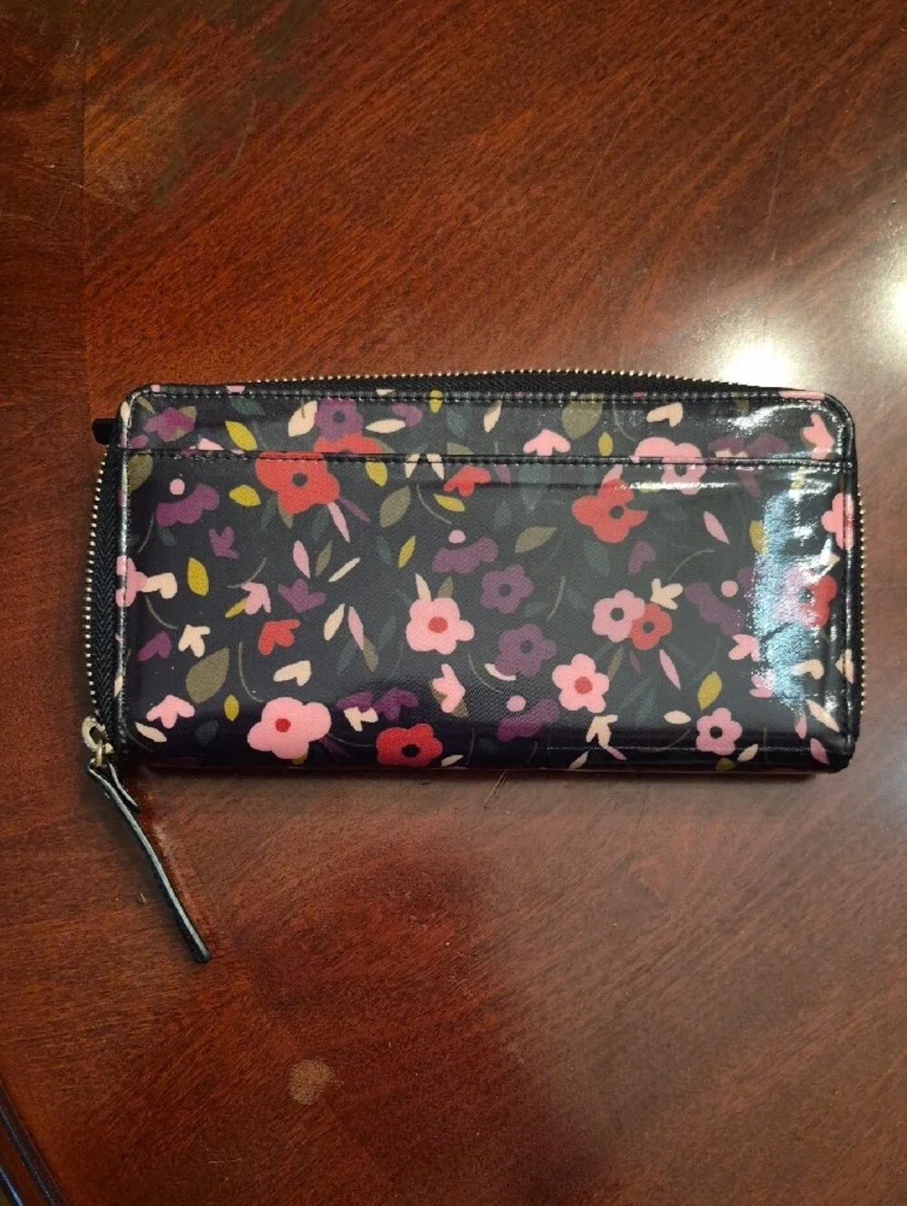 kate spade Daycation Boho Floral Continental Wallet